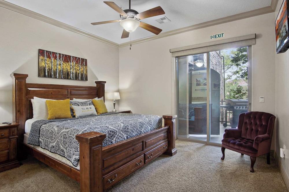 Oasis Escape Resort Amenities