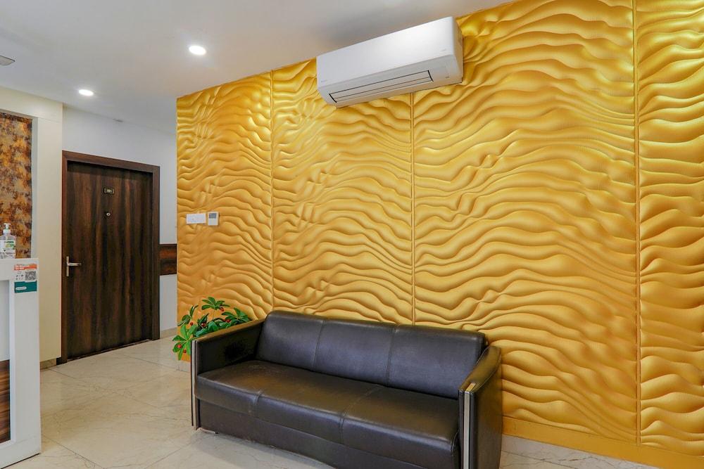 FabHotel The Mall Inn