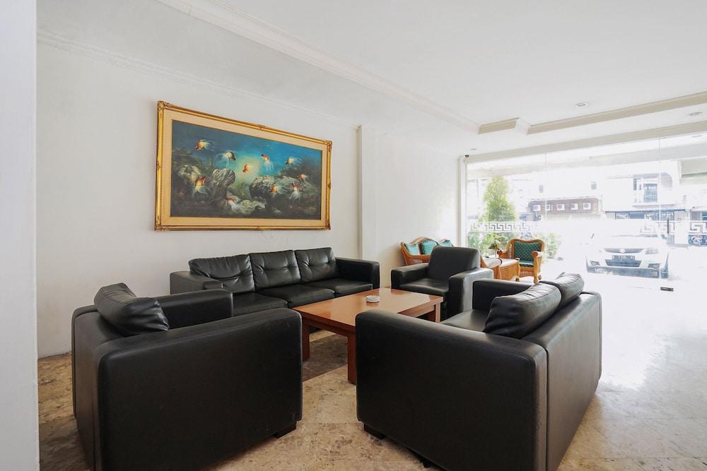 Istana Permata Ngagel