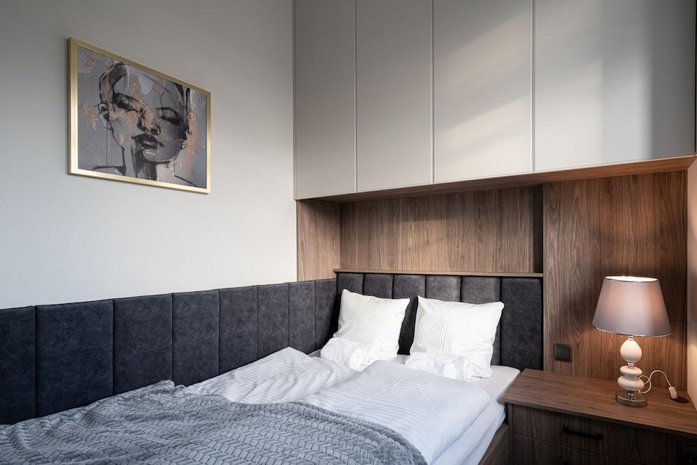 RentPlanet - Bulwar Staromiejski