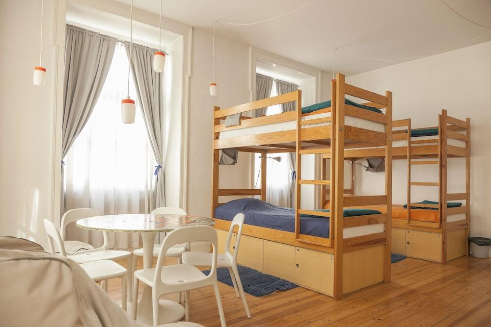 Lisbon Lounge Hostel