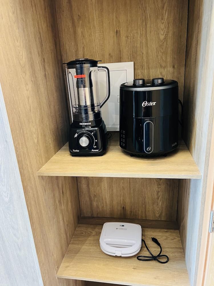 Mana & Makia Slin Muro Alto