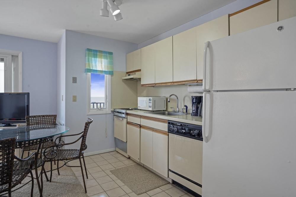 Atlantic Bluffs Club