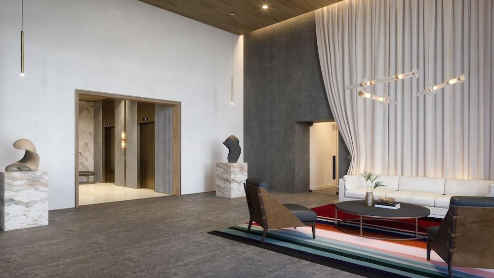 Global Luxury Suites Miami Worldcenter