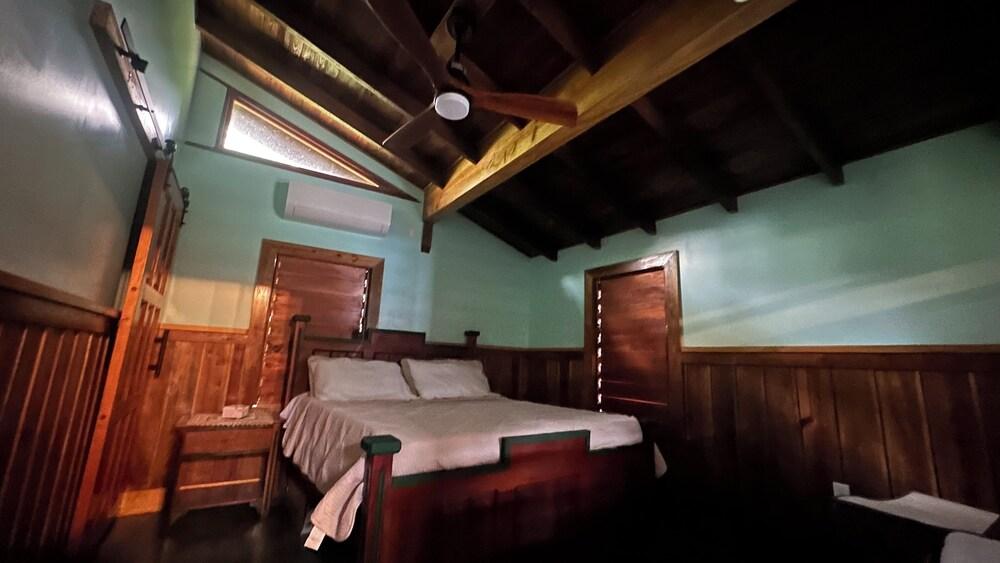 Howler Landing Vacation Rental