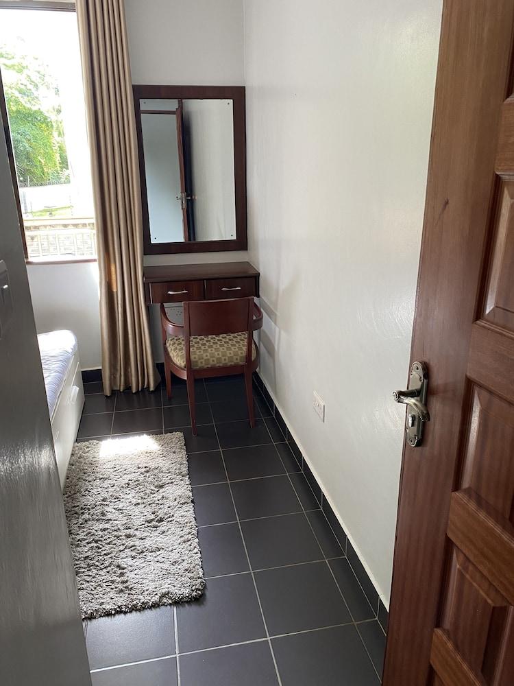 Immaculate 1-bed Apartment in Riverside Drive