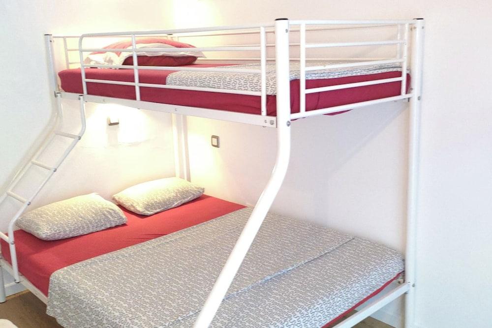 Seafront Apartment-3bedroom-2bathroom-balcony-t13