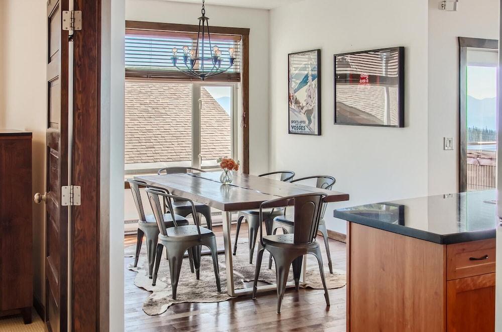 The Crescent by Okanagan Premier