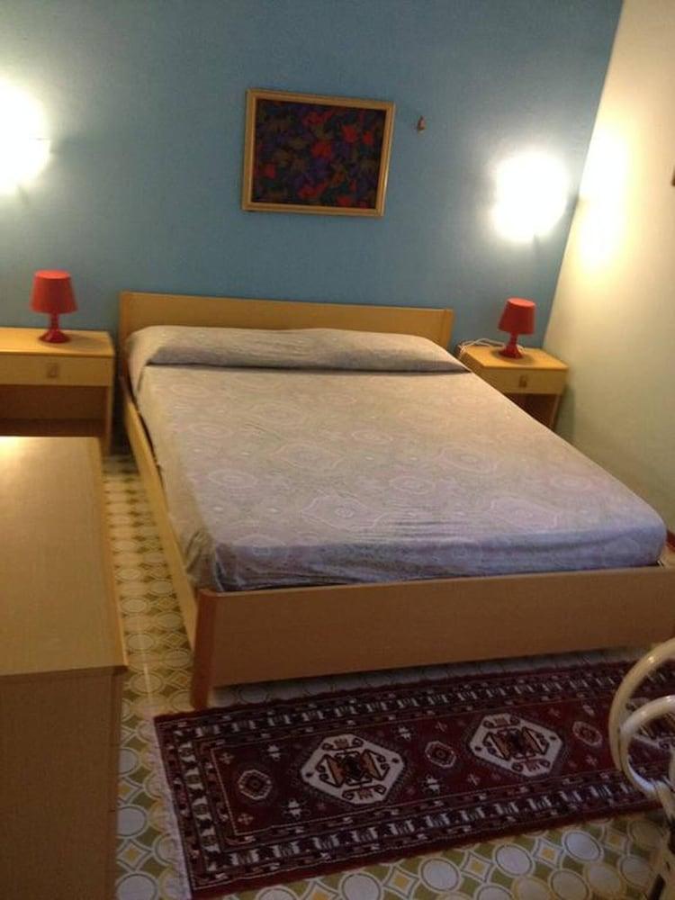 Charming Sicilian Villa in Fontane Bianche