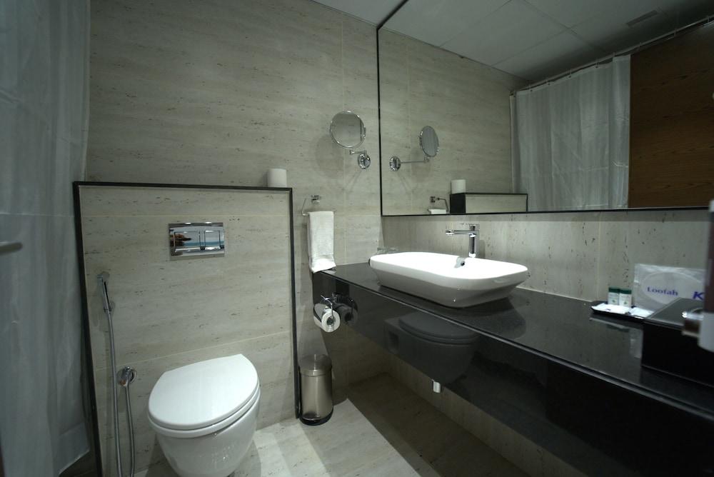 Kyriad Vajram Guntur