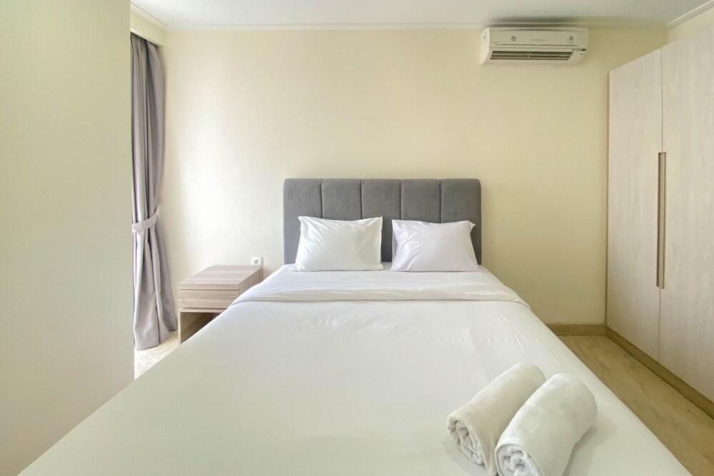 Spacious And Elegant Designed 3Br At Menteng Park Apartment