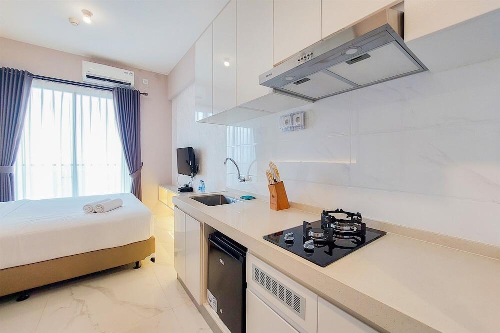 Great Choice And Comfy Studio Sky House Bsd Apartment