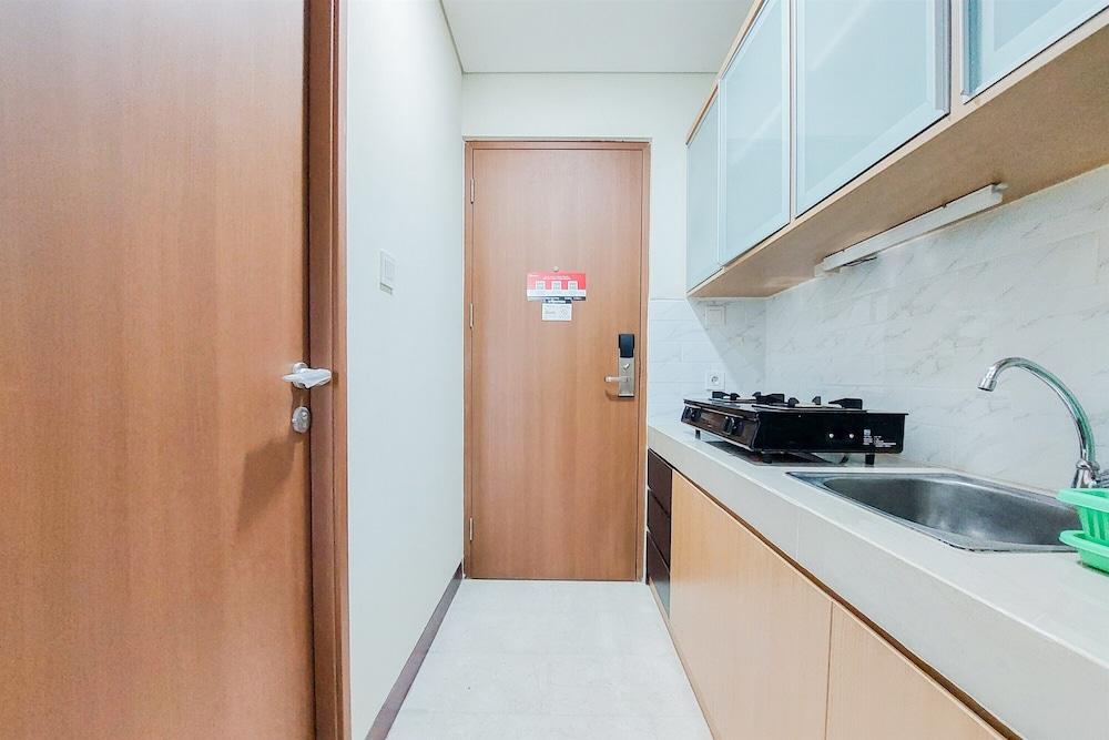 Great Choice And Cozy Studio Apartment B Residence