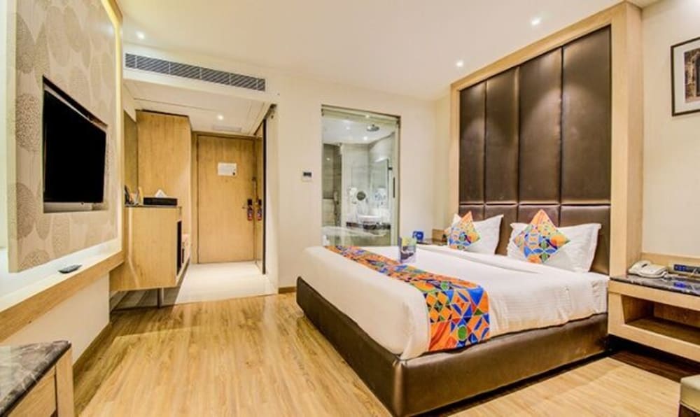 FabHotel Prime V Hazratganj