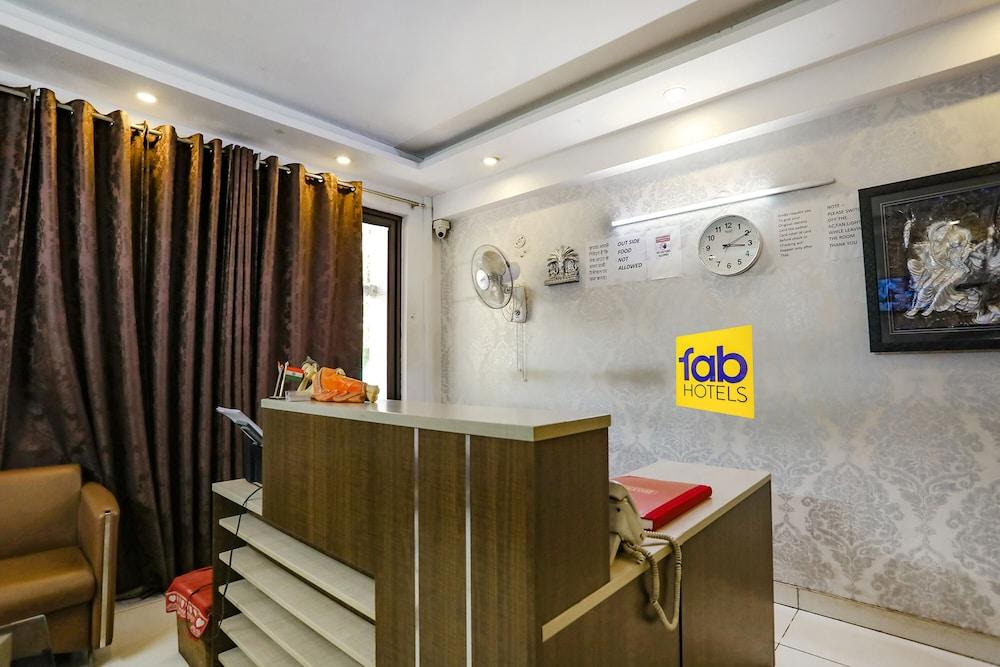 FabHotel Comfirt Inn