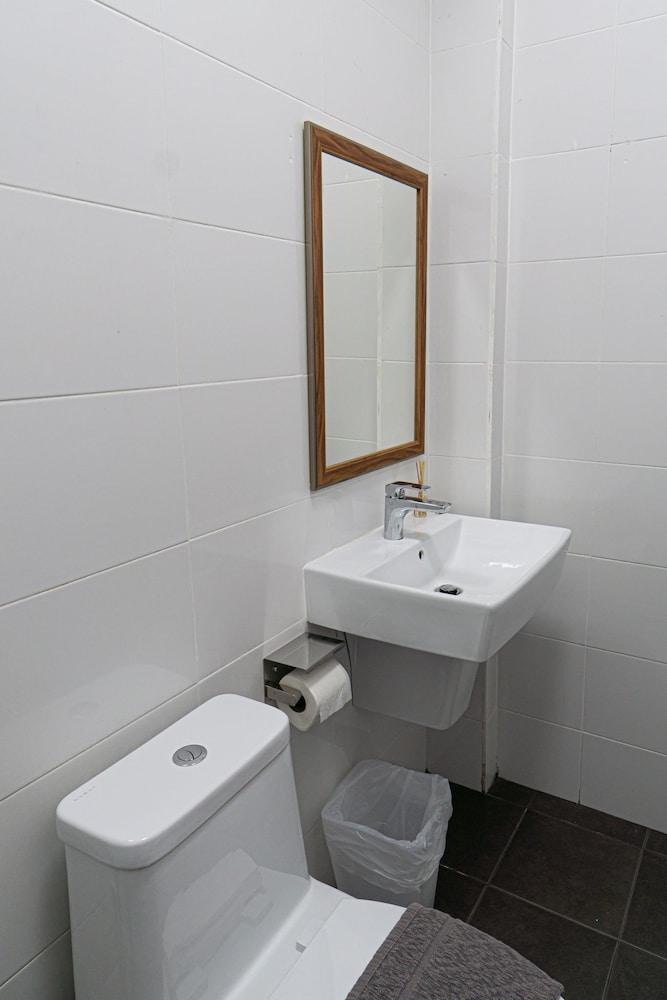 Lo-ha Guesthouse Contactless Check-in