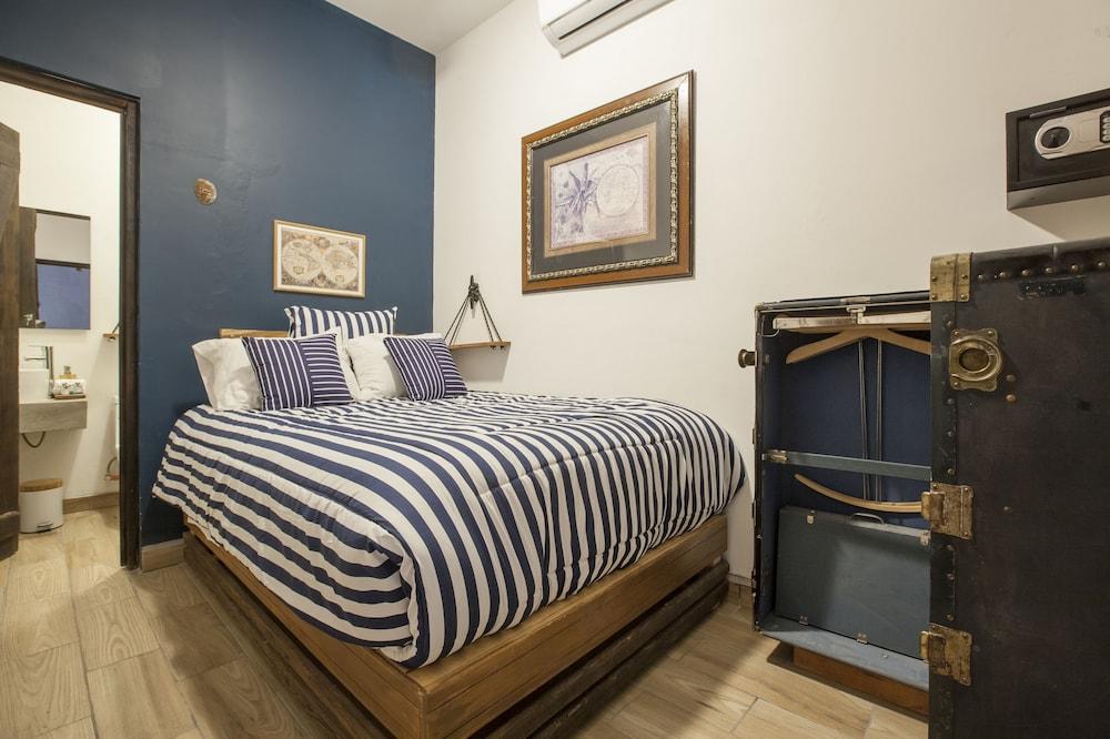 Aquamarina Hotel Boutique