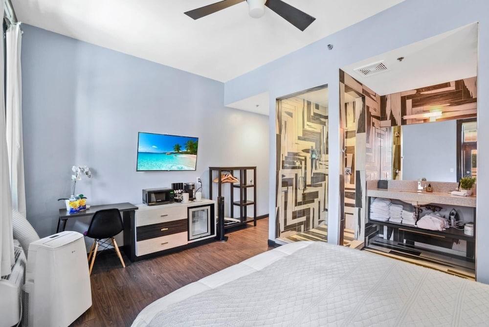 Intimate En Suite Studio