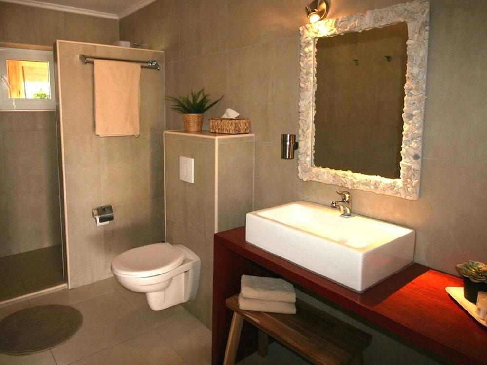 Apartment Mama Sha With Shared Pool Near Jan Thiel