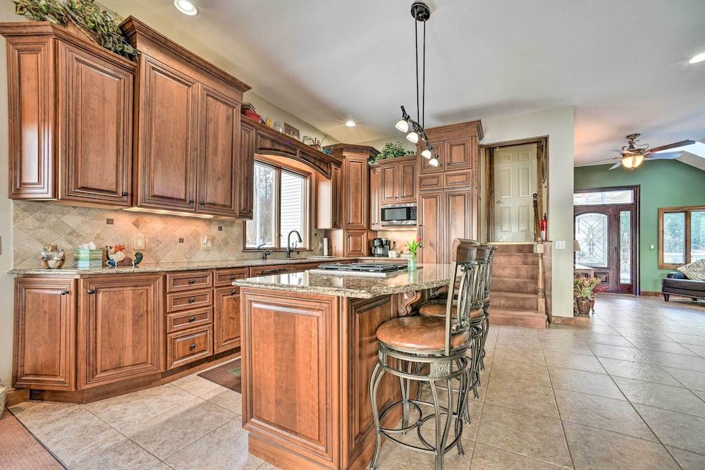 Linden Lakefront Hideaway w/ Dock & Private Beach!