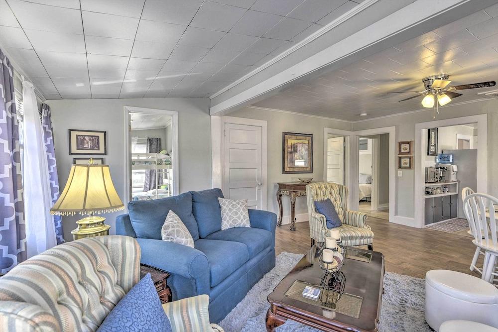 Crescent City Apartment w/ Easy Lake Access!