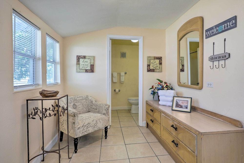 Surfside Oceanfront Cottage w/ Beach Access!