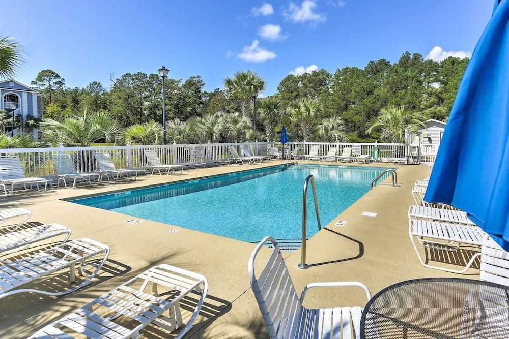 ~ 2 Mi to Cherry Grove Beach: Little River Condo
