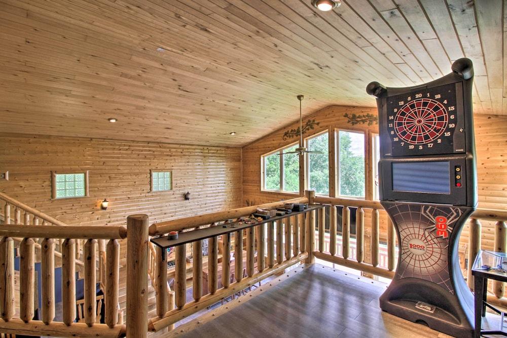 Spacious Frazee Home w/ Direct Lake Access!