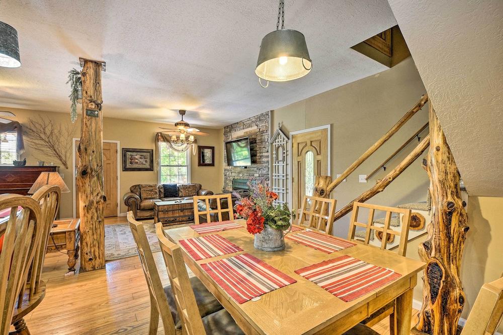 Guntersville Cabin Nestled in Kudzu Cove Resort