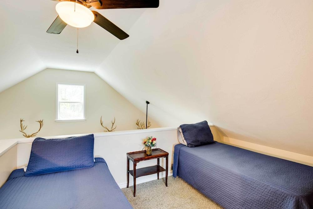 Lake Fork Vacation Rental With Fire Pit!