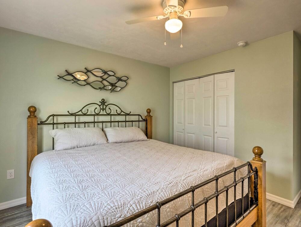 Family-friendly Home, Walk to Steinhatchee River!