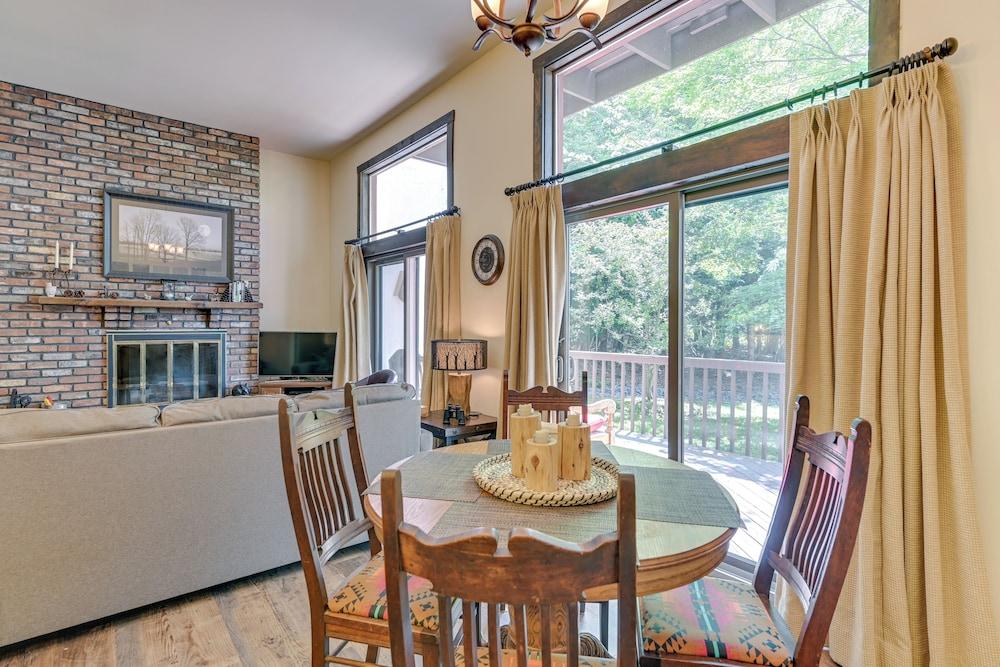 4 Mi to Windham Mountain: Ski Getaway!