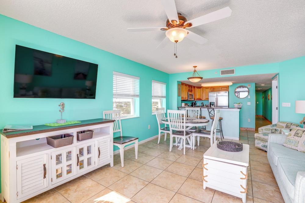 Walk to Skywheel: Oceanfront Myrtle Beach Condo!