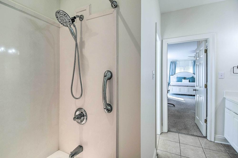 Pool Access & Steps to Beach: Coastal Getaway!