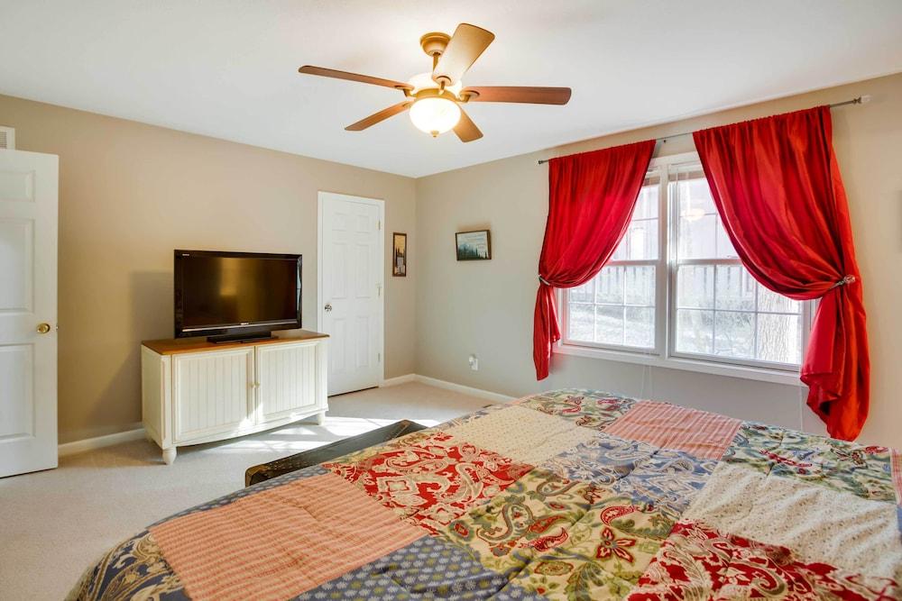 Charming Massanutten Resort Home w/ Grill!