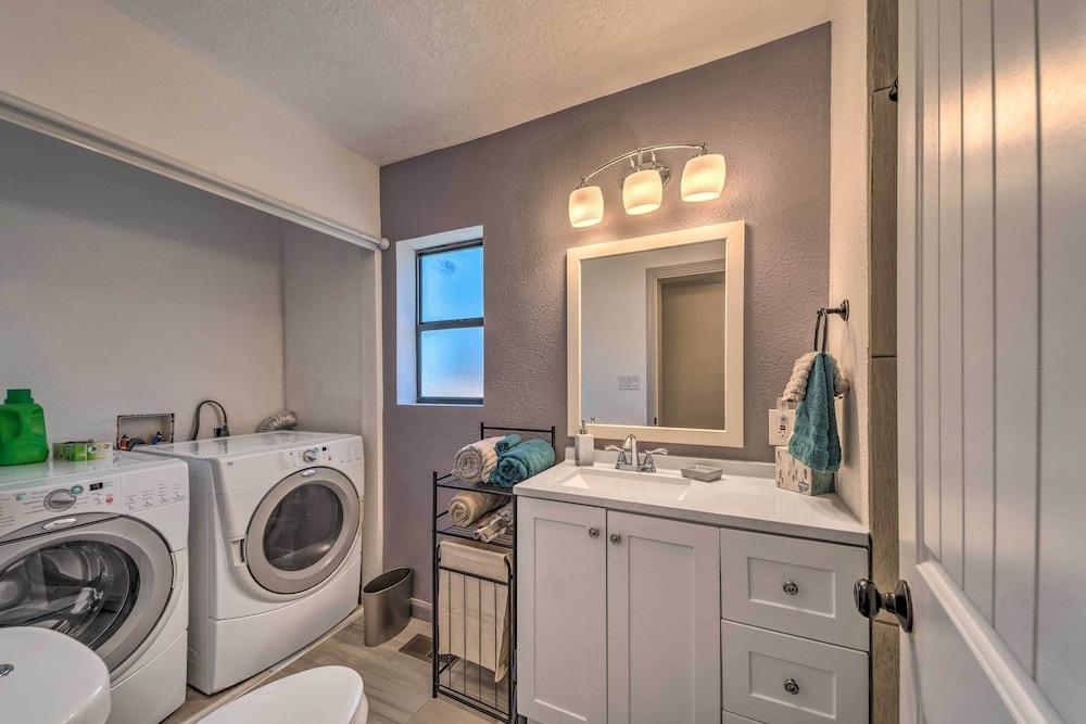 Ruidoso Cabin - Walk to Midtown Dining & Shops!