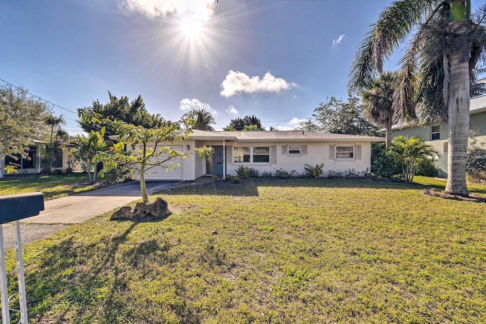 Punta Gorda Home With Backyard ~ 1 Mile to Dtwn!