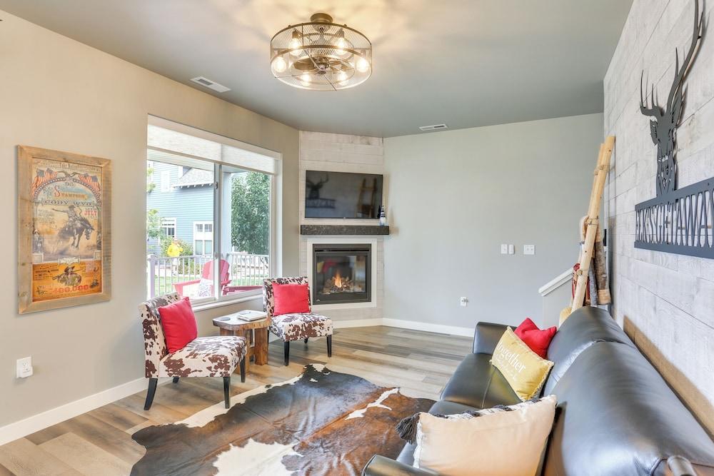 Spacious, Rustic Spearfish Home: Walk to Downtown!