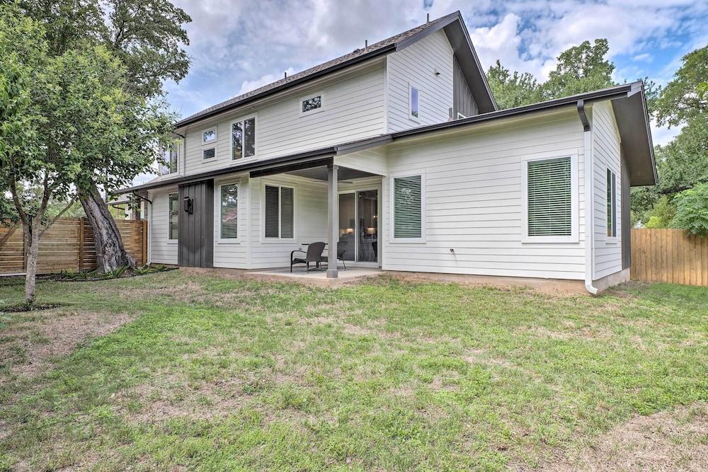 Gorgeous Georgetown Home, Walk to the Square!