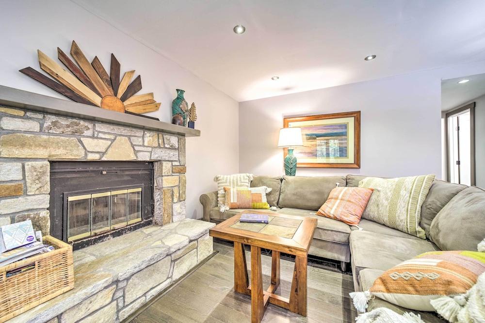 Chic Brevard Cabin - Nature, Trails, & Water!