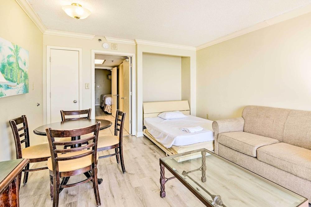 Oceanfront Myrtle Beach Condo w/ Balcony!