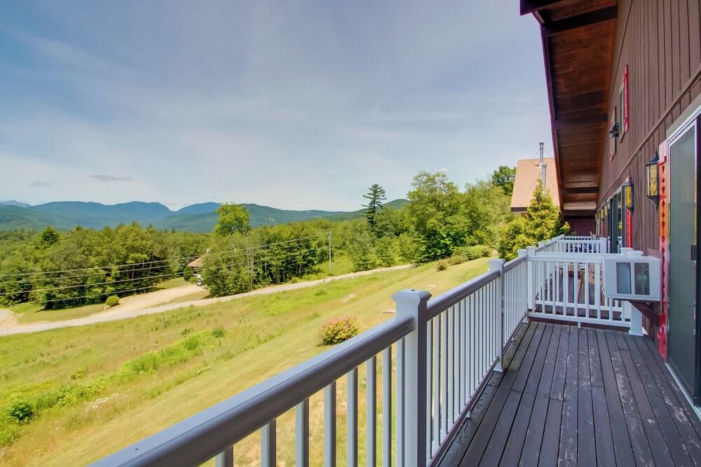 Mountaintop Condo w/ Great Mt Washington View