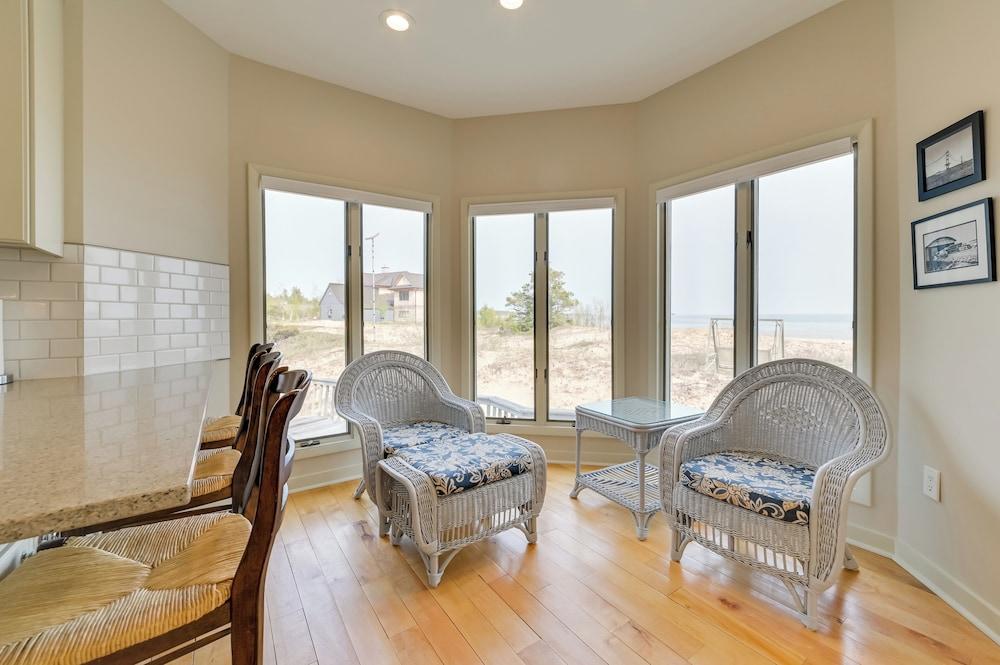 Chic Townhome on Lake Huron w/ Private Beach!