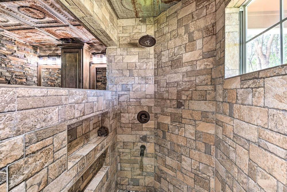 2 Home Retreat on 29 Acres: Sunset Ranch