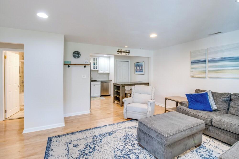 Cape May Quad w/ Grill - 7 Blocks to Beach!