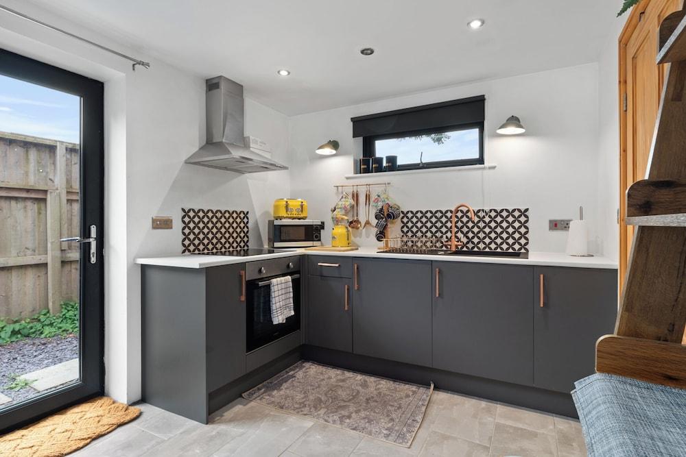 Immaculate 1-bed Studio in Haverfordwest