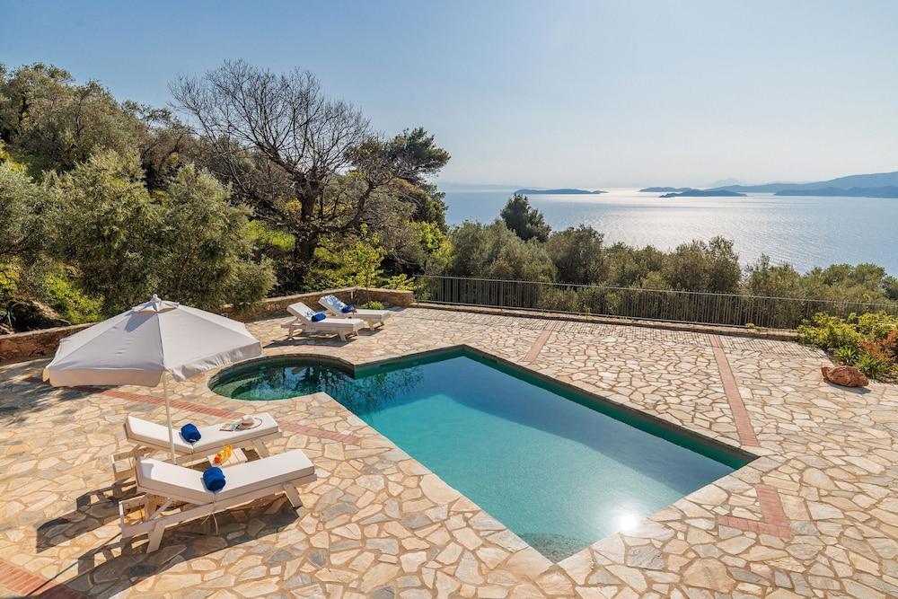 Rodon Luxury Villas Aria