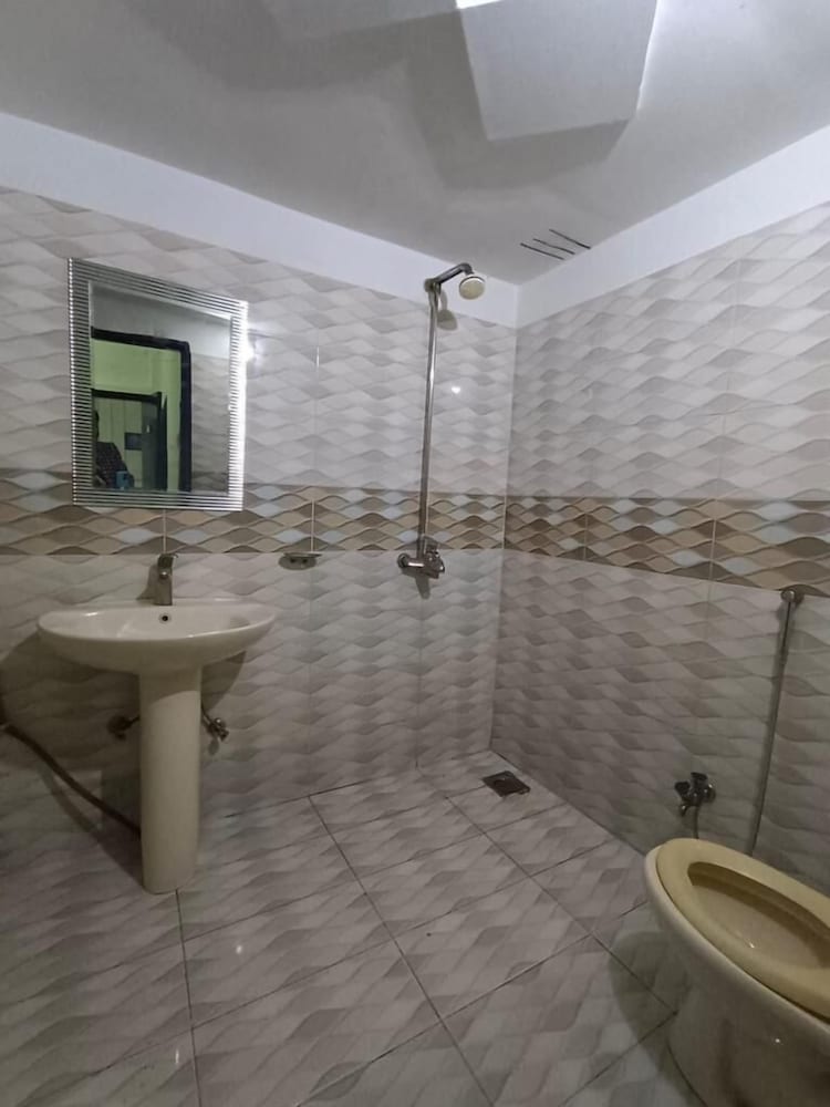 Hotel Tulip Inn Lahore