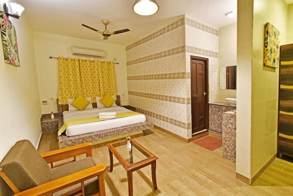 Poppys Olive De Villa