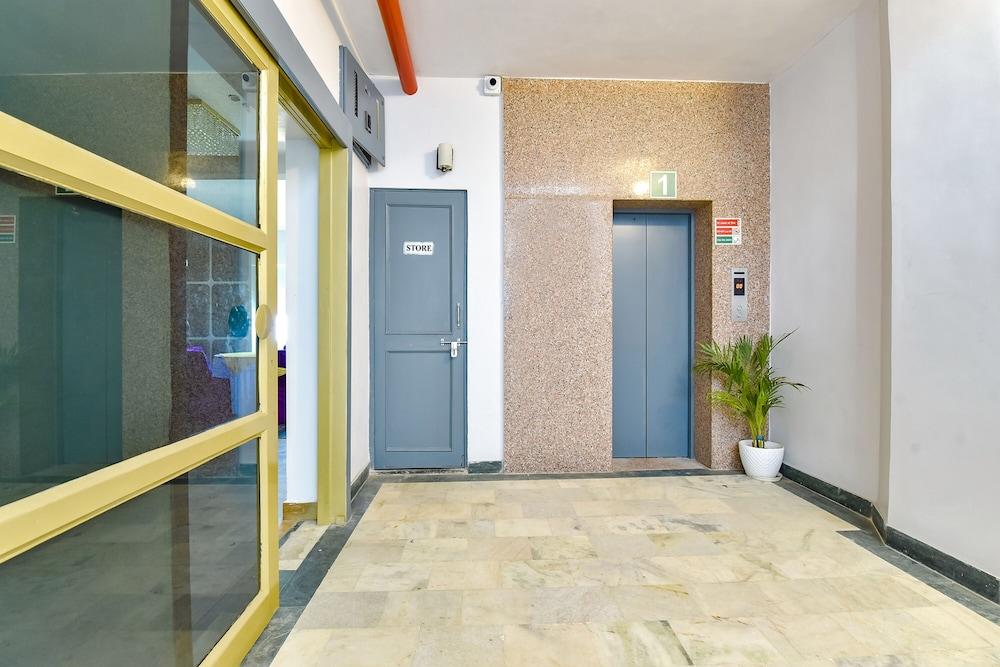 Fabhotel The Tulip Regency